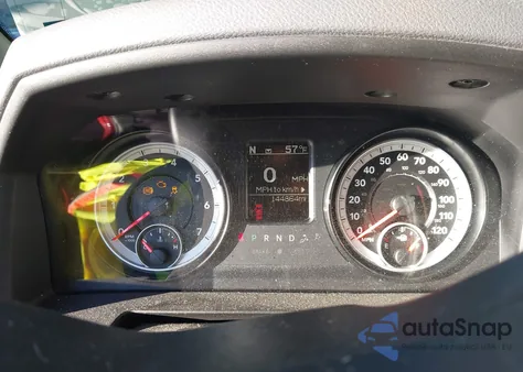 2014 Ram 1500 Big Horn z USA, uszkodzony, nr VIN 1C6RR7GT5ES313845